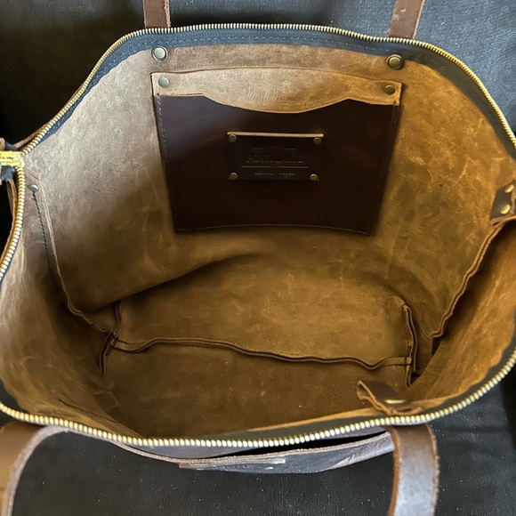 Large Portland Leather tote bag - Picture 2 of 4